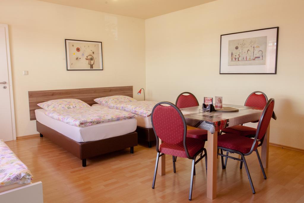 Pension Klingenstr. 23 Hotel Leipzig Phòng bức ảnh