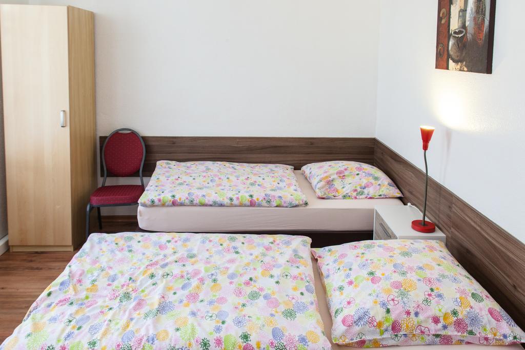 Pension Klingenstr. 23 Hotel Leipzig Phòng bức ảnh